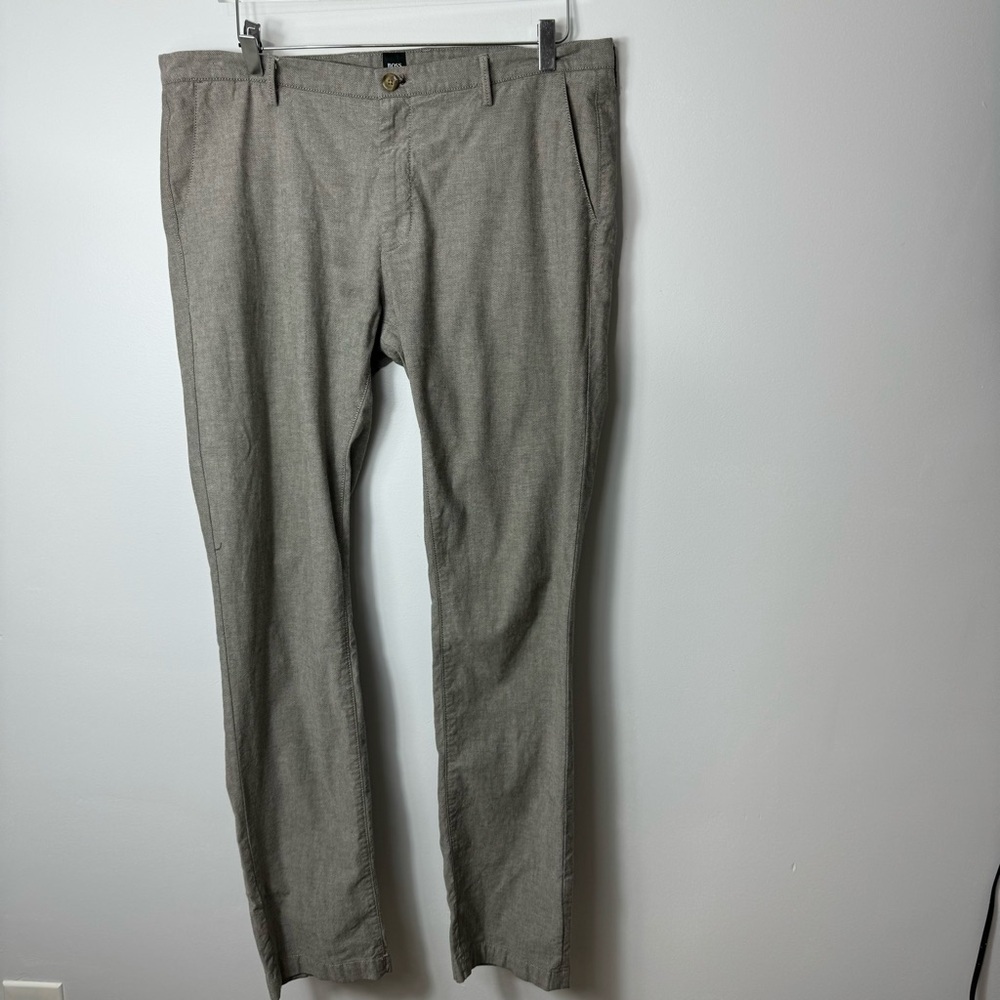 Men's Hugo Boss casual pant size 38r 1909